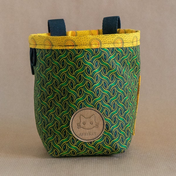 AfriKat Chalkbag Green Braids with key pocket & brush loops, lined with fleece