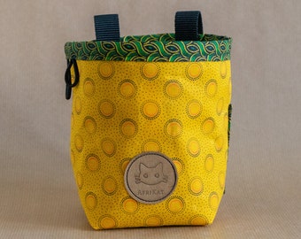 AfriKat Chalkbag Yellow Sunshine with key pocket & brush loops, lined with fleece