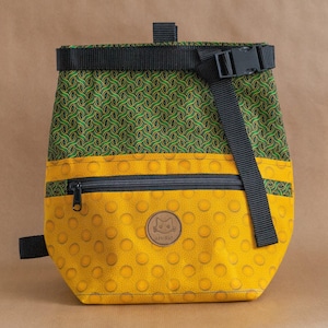 AfriKat Chalk Bucket in Green & Yellow with Buckle, Velcro Seal, Carabiner Loop, + Multiple Pockets for your Brushes, Tape and Phone