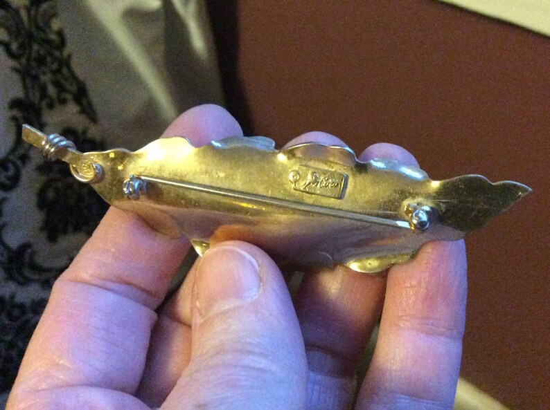 Vintage Coro leaf pin brooch