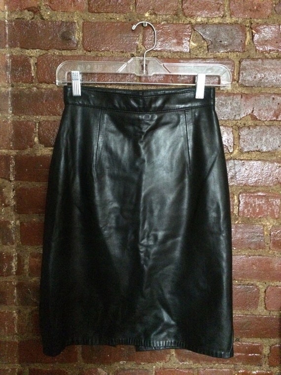 Ann Taylor black leather pencil skirt - image 1