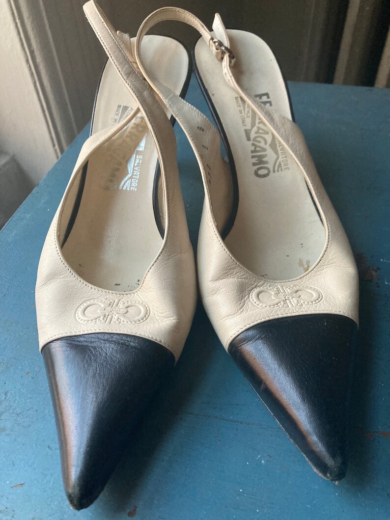 Salvatore Ferragamo Slingback Heels - Women's 8