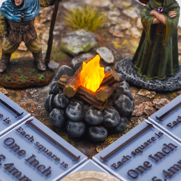 Feu de camp miniature de 2,5 cm (1 po.) avec flamme LED vacillante pour Donjons et Dragons