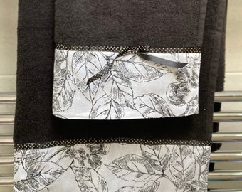 Black decorative towel set/ black guest towels set with black  floral trim