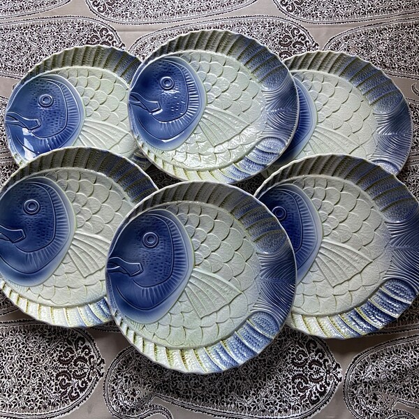 Six vintage ceramic  barbotine fish plates - AR/LR (Sarreguemines).