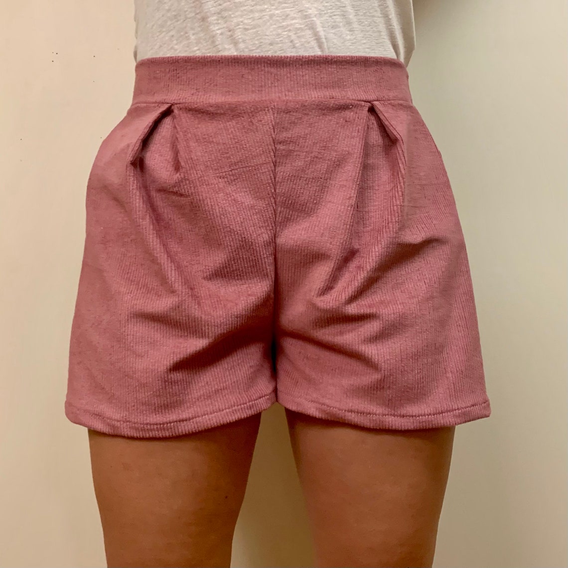 Simple San Diego Pleated Shorts / Spring Summer 2021 Shorts / Etsy