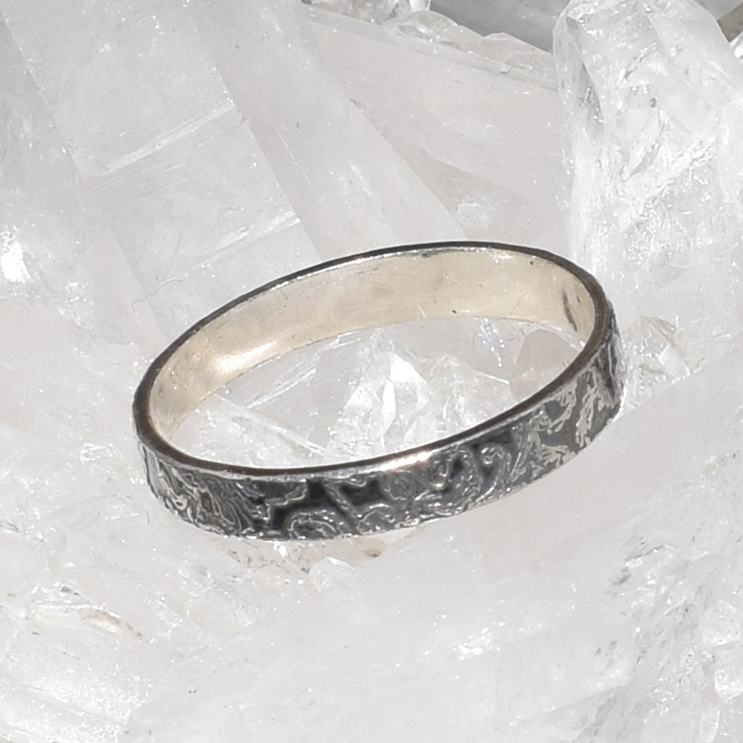 Leaf Swags Etched Ring - Etsy
