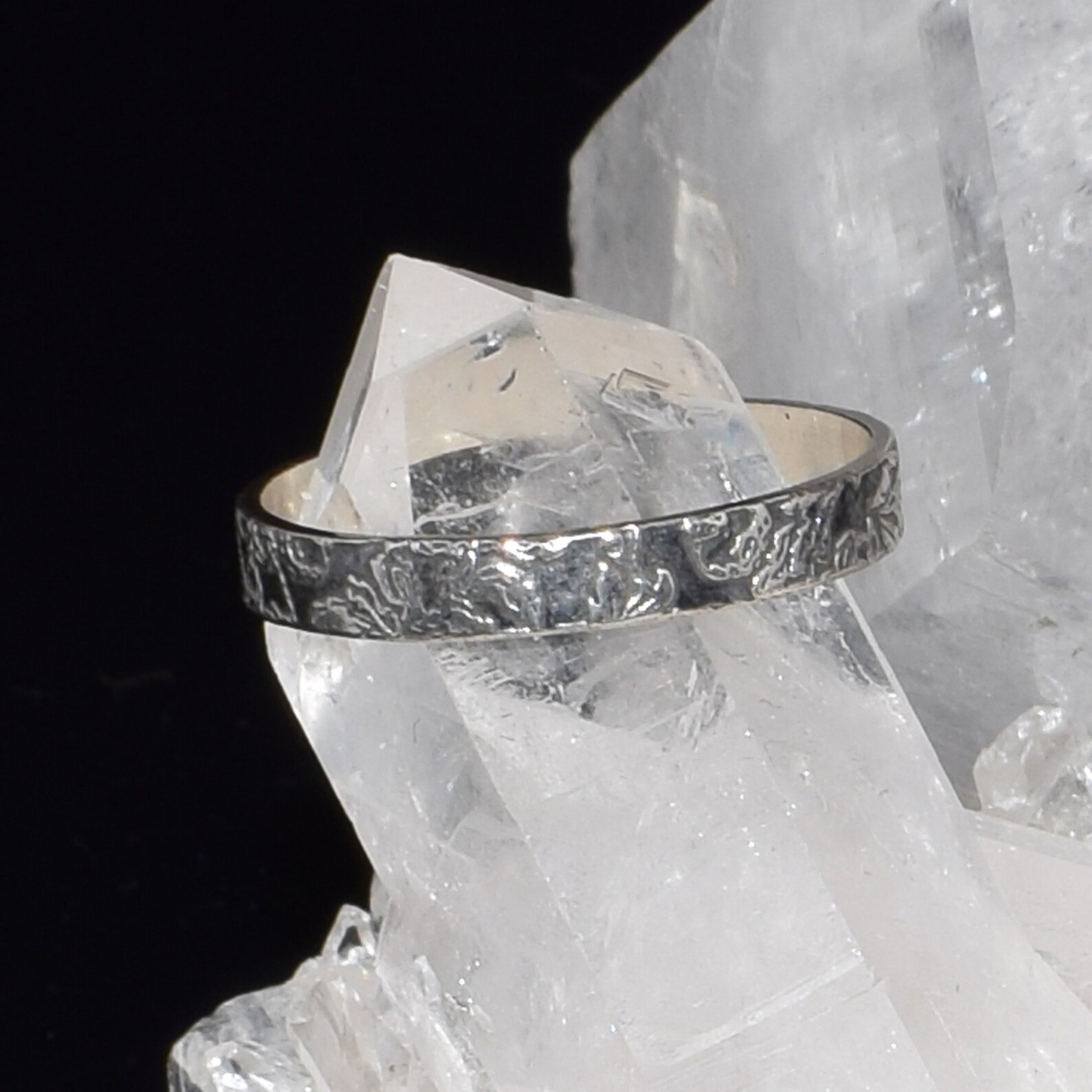 Leaf Swags Etched Ring - Etsy