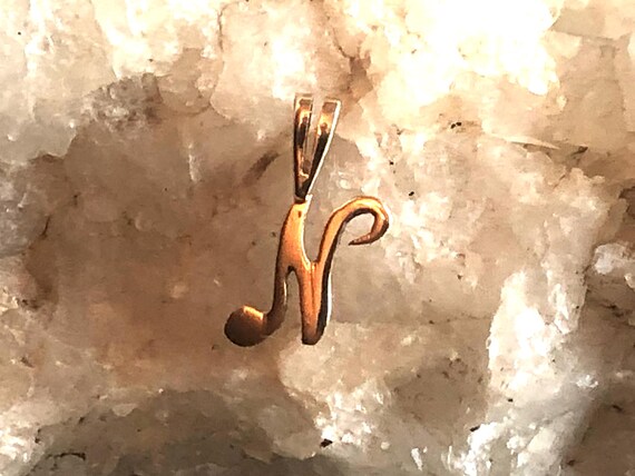 14k solid yellow Gold script cursive light initia… - image 5