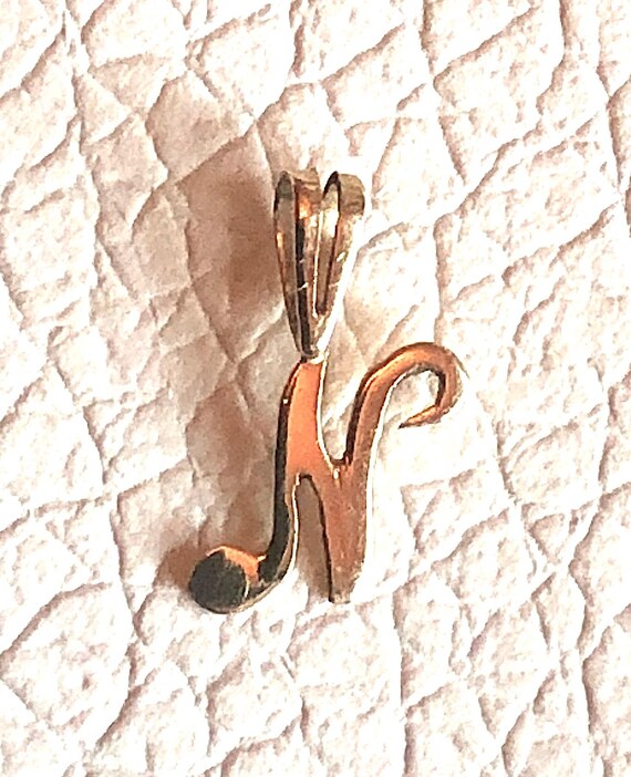 14k solid yellow Gold script cursive light initia… - image 2