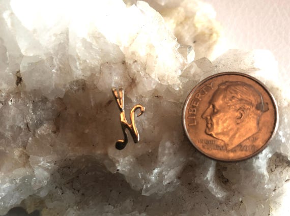 14k solid yellow Gold script cursive light initia… - image 17