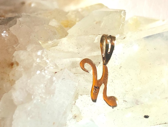 14k solid yellow Gold script cursive light initia… - image 8