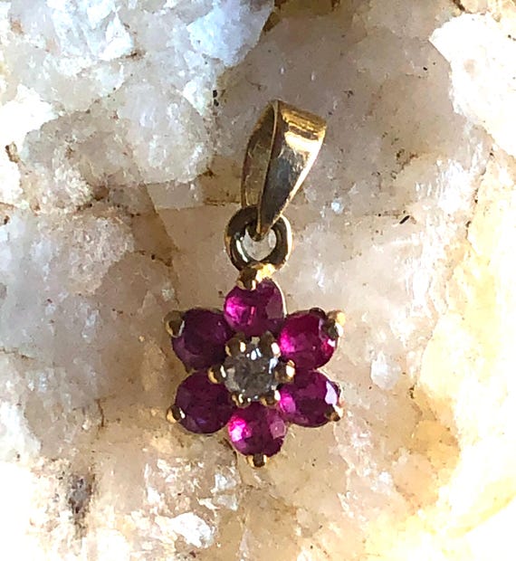 14K solid Yellow Gold Ruby Diamond Flower Pendant… - image 3