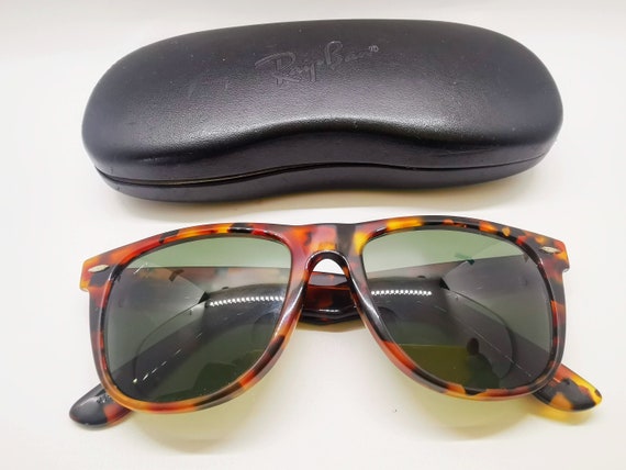 Vintage Ray-Ban Wayfarer II Limited Edition Torto… - image 10