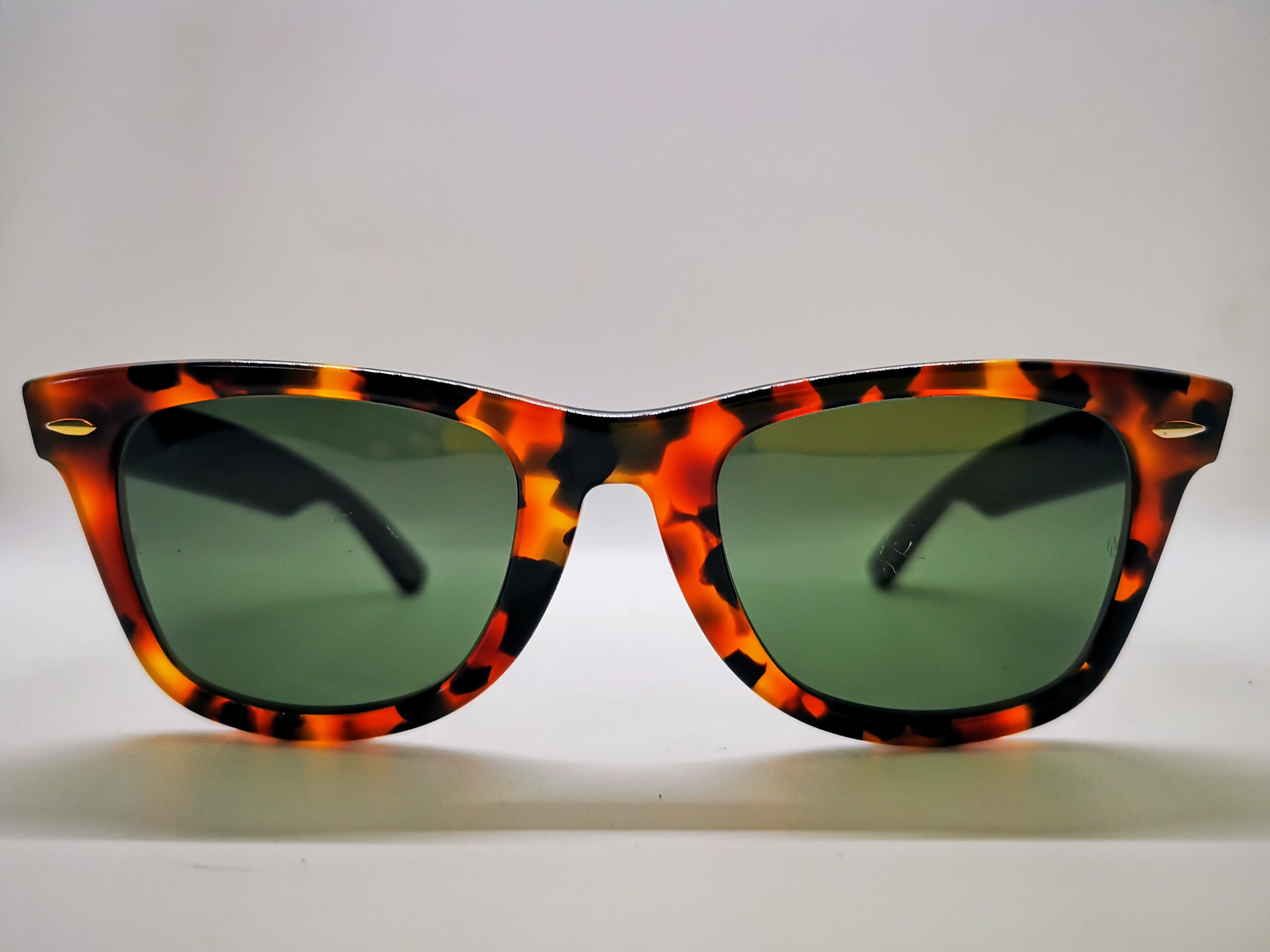 Vintage Ray-ban Wayfarer Deluxe 5022 by Bausch and Lomb (B&L Vintage Ray-ban Wayfarer Deluxe 5022 by Bausch and Lomb (B&L