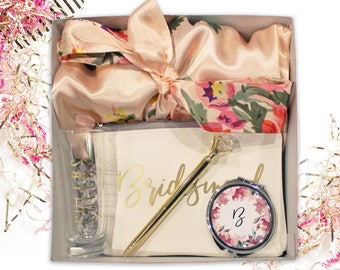 bridesmaid proposal box with robe