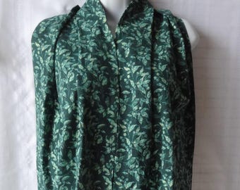 Dignity Dining Scarf Adult Bib, Green Leafy Print Clothing Protector