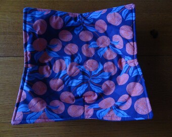 Plate Cozy, Dinner Plate Placemat, Reversible Jungle Leopards in Pink and Blue Fabric Plate Holder