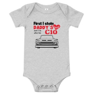 1966 C10 Truck Square Body bébé une pièce à manches courtes, Body ~ Fabriqué sur mesure, Body pour bébé, Vêtements camion bébé garçon, Vêtements enfants personnalisés