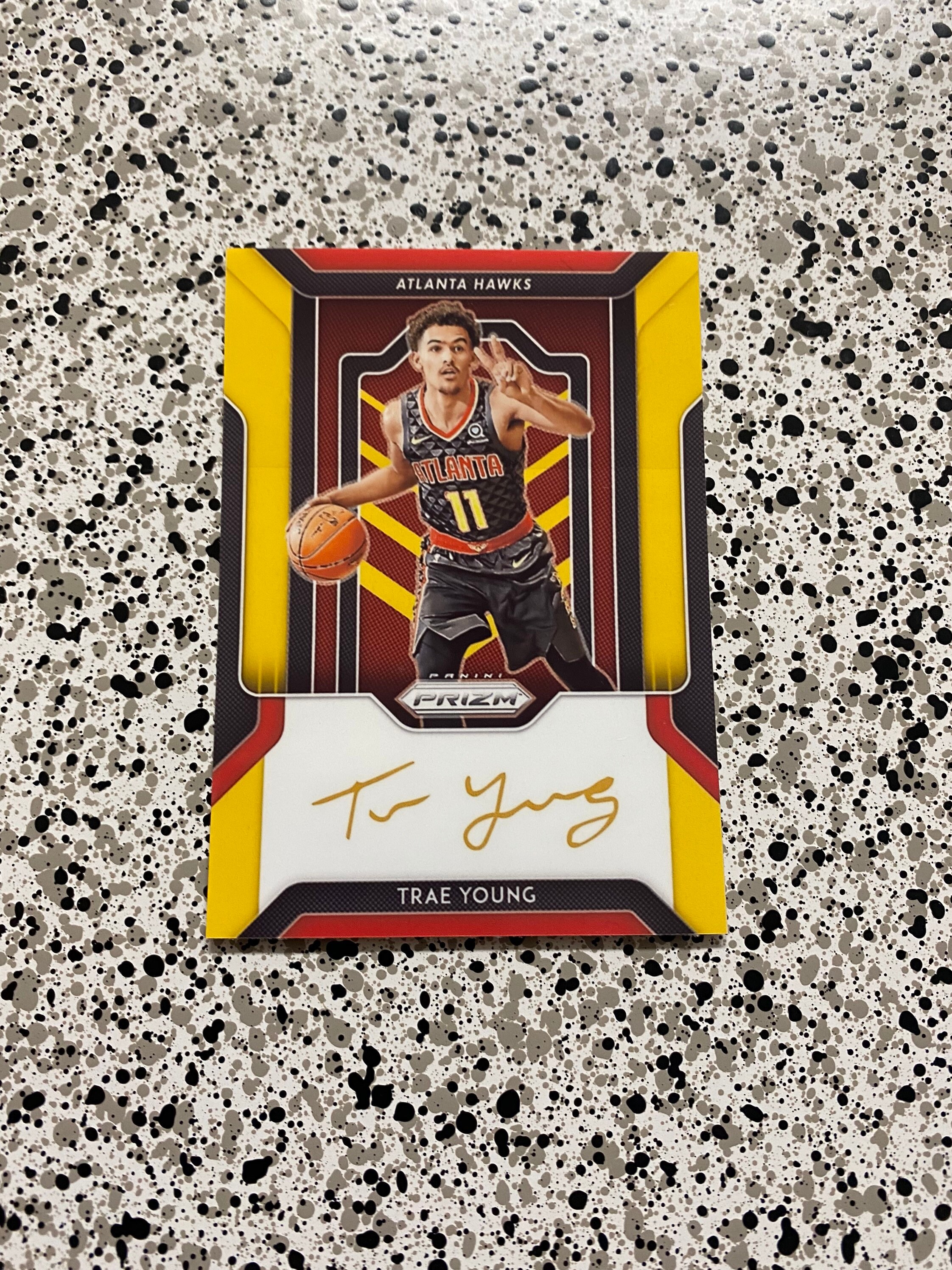 Trae Young auto-