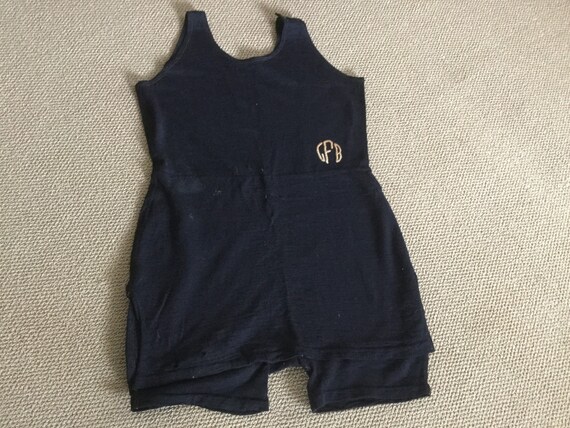 Antique Victorian Edwardian 100% Wool Knit Tank Sw