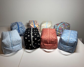 Handmade Makeup Bag | Toiletry Bag | Zipper Pouch | 8x5x5 Cosmetic Bag | Travel Makeup Case