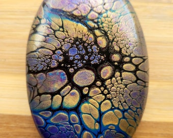 Individuell angefertigter Fluid Art Stein - Handbemalter Stein mit Glimmerpigment