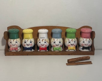 Vintage anthropomorphic spice set