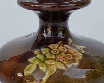 Jarrón de cerámica artística con ramitas de esmalte marrón de Weller Art Pottery - Esmalte estándar - Diseño floral - Diseño de jarrón de botella achaparrado - 5"