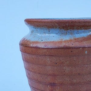 Steve Johnson Signed Studio Pottery Vase - Hand Thrown Concentric Ring Design - Clear Lake Iowa Studio Potter - Shino Glaze - 8"