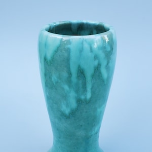 Old Panama Art Pottery Hand Thrown Vase - Green Drip Glaze - Sacramento California Pottery - 10.125"