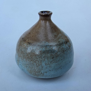 Ed Miller Studio Pottery Bud Vase - Ferndale Pottery - Blue Glaze With Brown Drip Glaze - Northwest Studio Potter - 3.75"