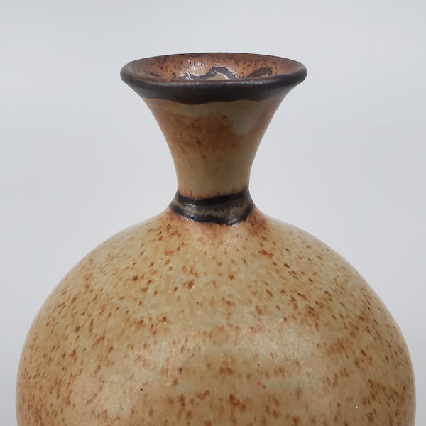 Ken Stevens MFA PhD Northwest Studio Pottery Vase - Hand Thrown Bottle Form Vase - Speckled Glaze - Tacoma WA Studio Potter - Dated 1971