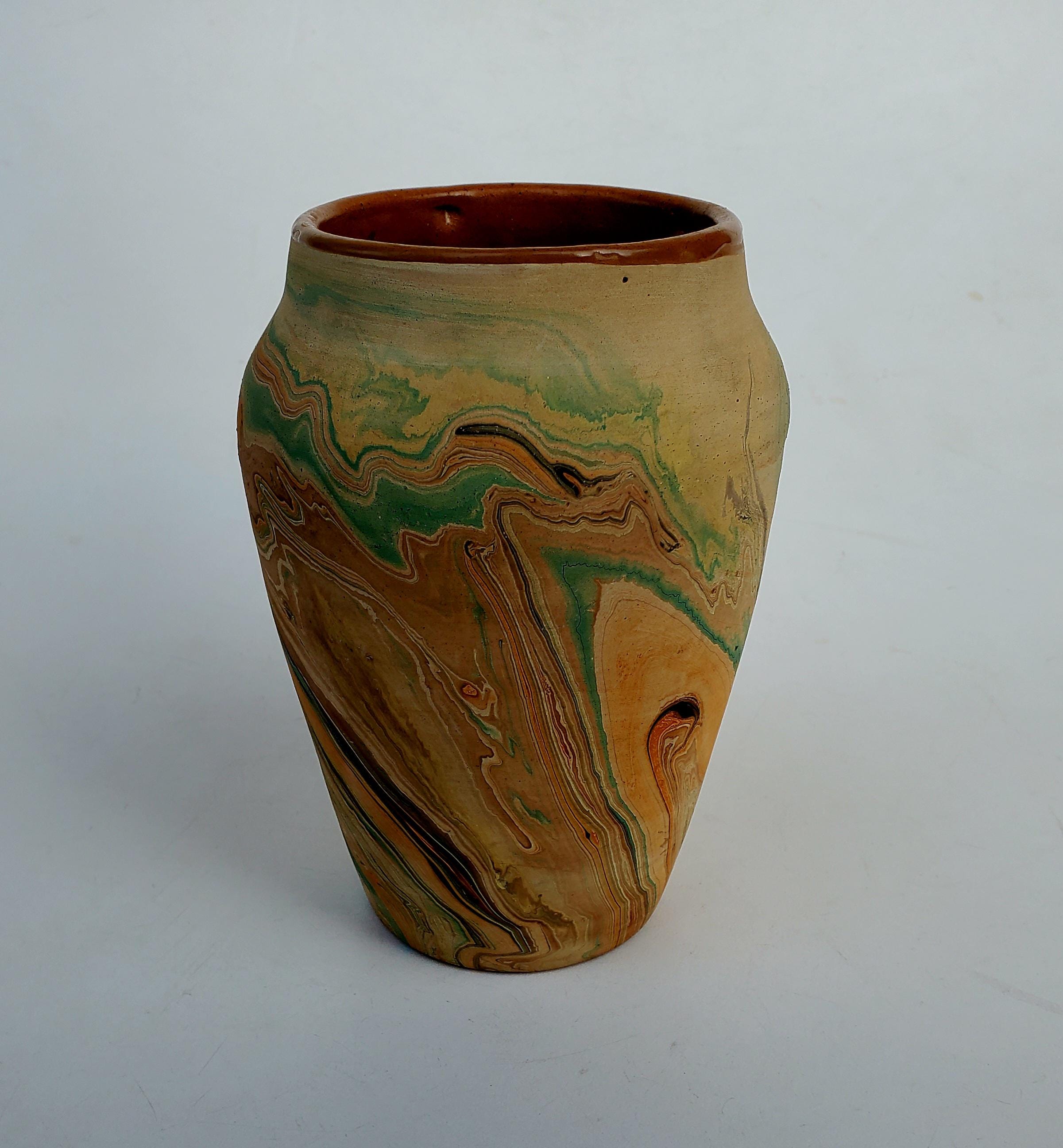 North Dakota Bad Lands Indian Swirl Art Pottery Vase - Brown and