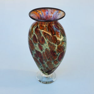 The Glass Forge Studio Art Glass Vase - Brown And Burgundy Leopard Spot Pattern - Oregon Glass Vase - Dated 2004 - Northwest Art Glass - 7" image 8