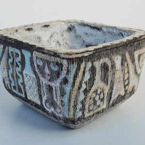 Early Mari Simmulson For Upsala Ekeby Mid Century Ceramic Bowl - Birds - Jugs - Abstract Picasso Faces - Hand Carved - Sweden - Dated 1951