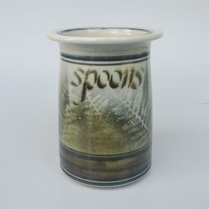 Craig Martell Oregon Studio Pottery Kitchen Utensil Spoon Holder Vase - Decorated Fern Design - Flared Rim Design - Green Brown - 7.5"