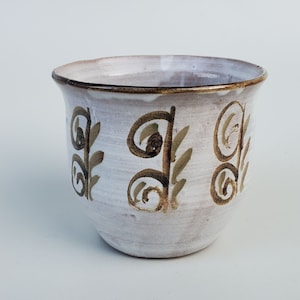 Pacific Stoneware Bennett Welsh Studio Pottery Hand Decorated Pottery Vase - Hand Thrown - Artist Signed - Red Clay - 4.75&quot;