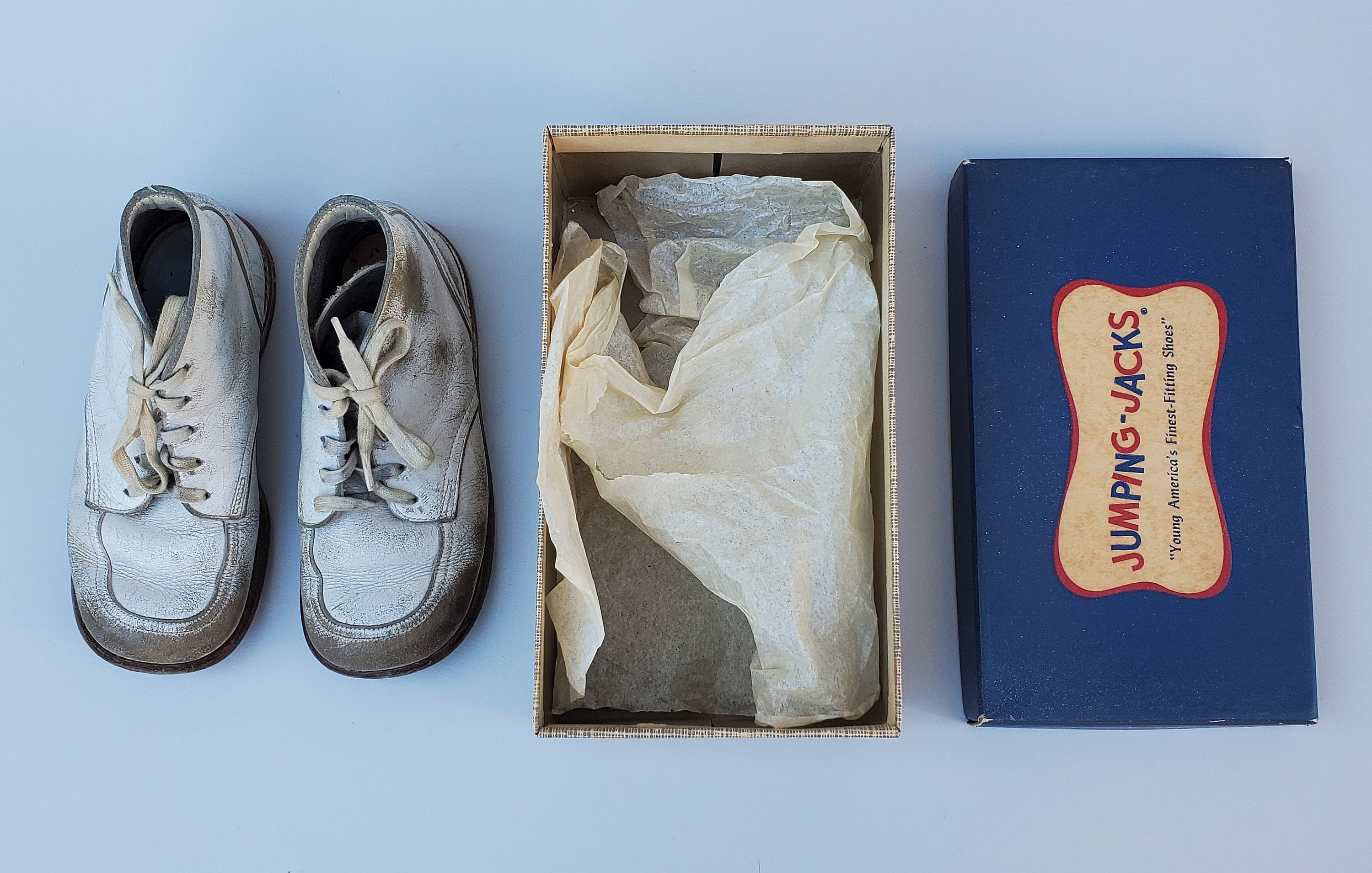Vintage Jumping Jacks Childs Leather Shoes in Original Cardboard