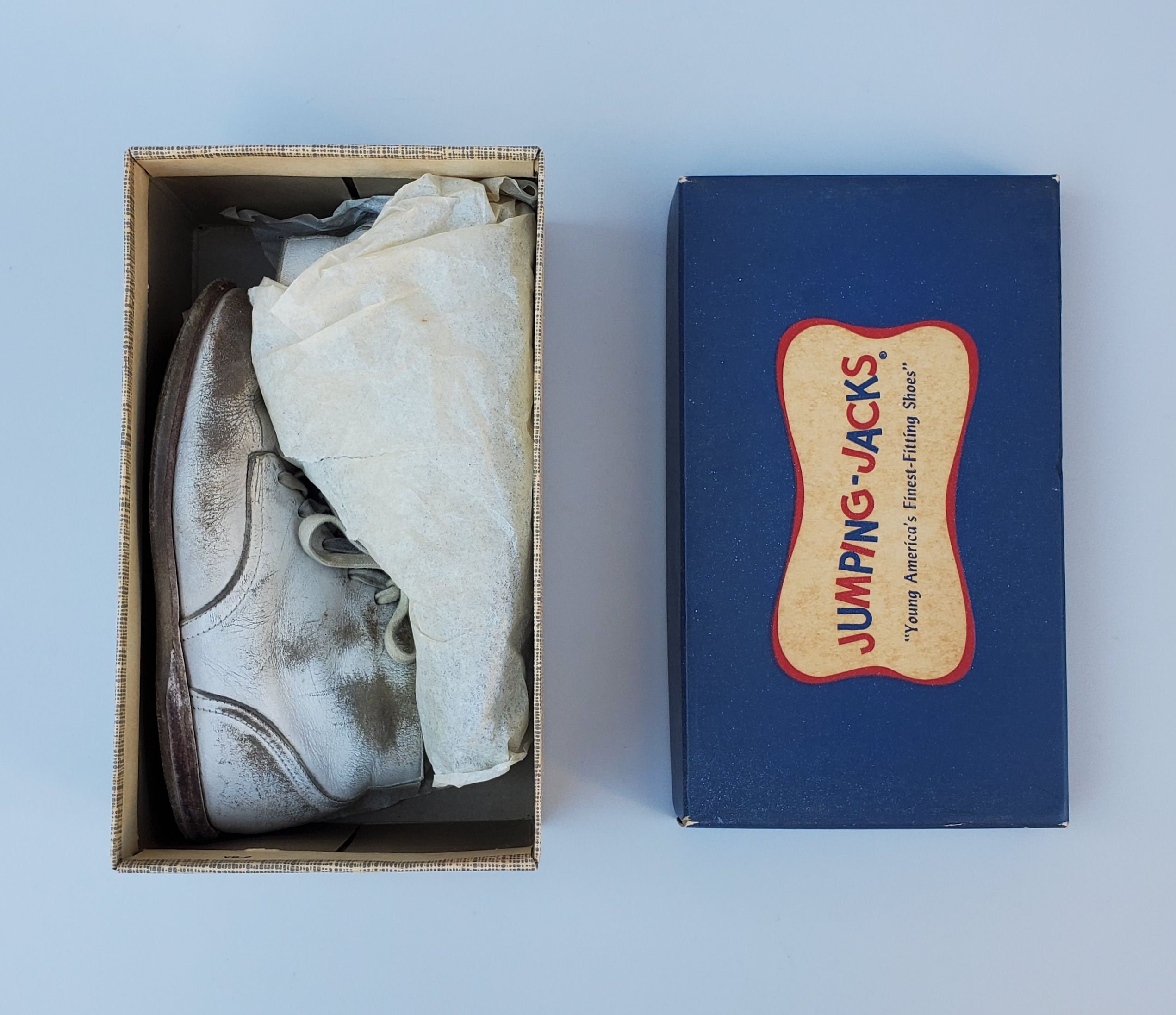 Vintage Jumping Jacks Childs Leather Shoes in Original Cardboard