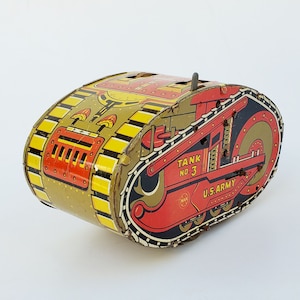 Vintage Marx Tin Wind Up Army Tank No. 3 - Nice Color Graphics  - Vintage Tin Litho Toy Army Tank - Old Louis Marx Toy