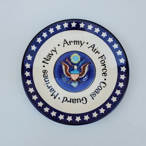 Polish Pottery Boleslawiec Unikat Decorated Military Themed Plate - Army Navy Air Force Marines Coast Guard - Eagle And Shield Center Design