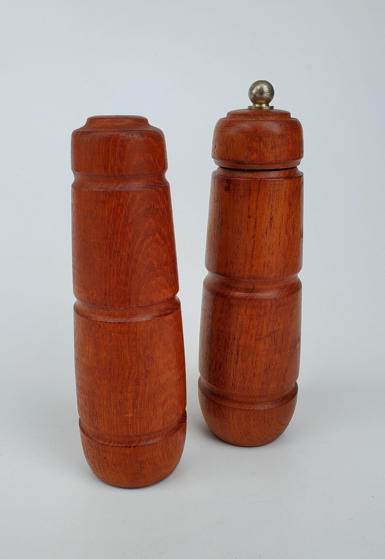 Vintage Teak Mid Century Era Salt and Pepper Shaker Set Etsy