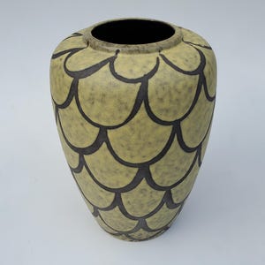 Scheurich West Germany Keramik Large Vase - Yellow Matte Glaze With Abstract Surface Design - Shape 239-30 - Mid Century Style Vase - 12&quot;