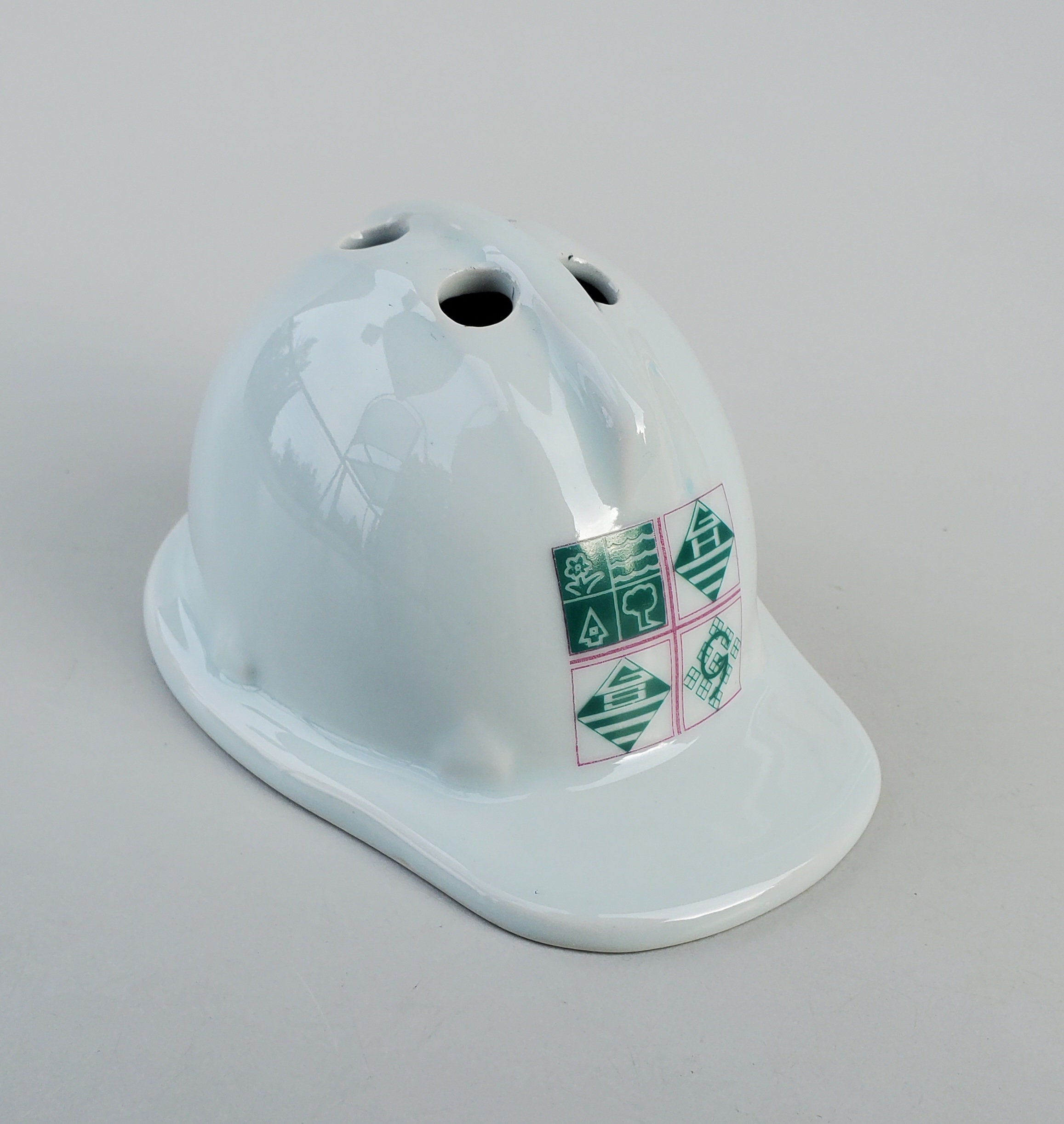 Desk Top Novelty Porcelain Construction Hard Hat Pencil Holder
