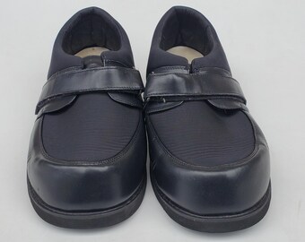 Priority Footwear Black Slip on Shoes - Leather Uppers  display picture 1