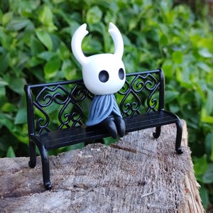 Hora de descansar - Figura de Hollow Knight