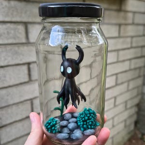 Captured Shade - Hollow Knight Figure