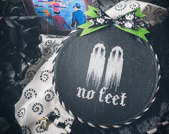 No Feet ~ Cross Stitch Pattern - Beetlejuice, Gothic, Ghost, Halloween, Movie, Cult Classic, Spooky, Lydia Deetz, Creepy, Undead, Ethereal