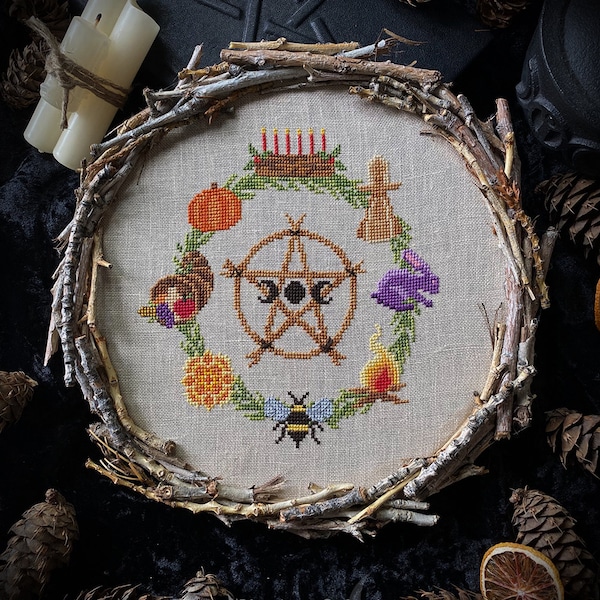 Rueda del Año ~ Patrón de punto de cruz - Pagano, Wicca, Wiccan, Brujería, Brujería, Moderno, Sabbat, Equinoccio, Solsticio, Pentáculo, Calendario de brujas